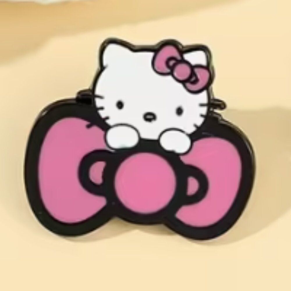 Hello Kitty Enamel Lapel Pin White Cat with Pink Bow Kawaii Cartoon Collectible